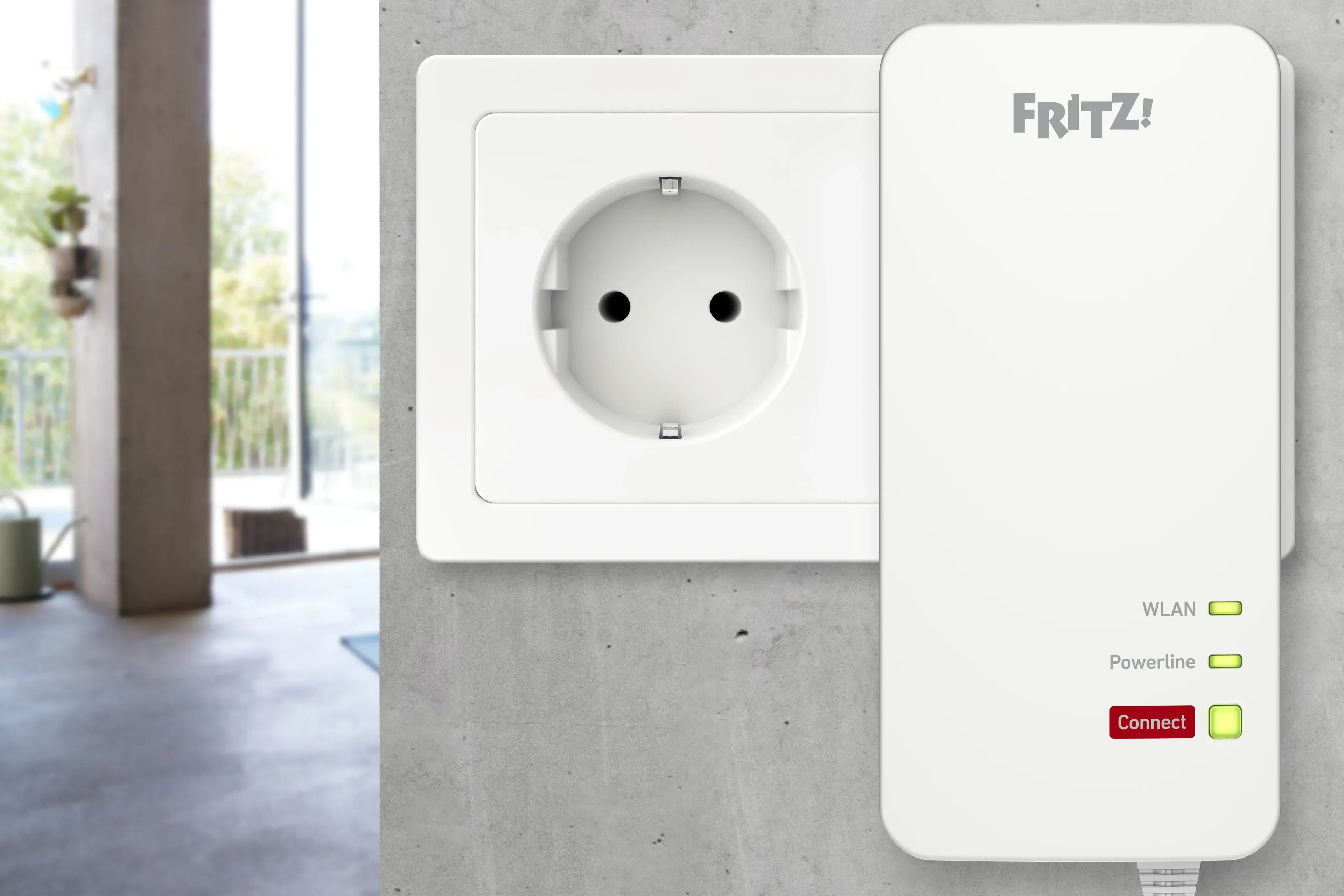 Fritz! Powerline Adapter und Steckdose in modernem Raum, ideal für WLAN-Verstärkung und Netzwerkverbindung.